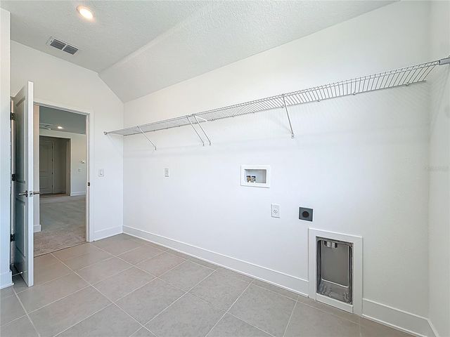 4732 W WALLCRAFT AVENUE, Tampa, FL 33611