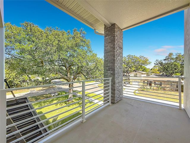 4732 W WALLCRAFT AVENUE, Tampa, FL 33611