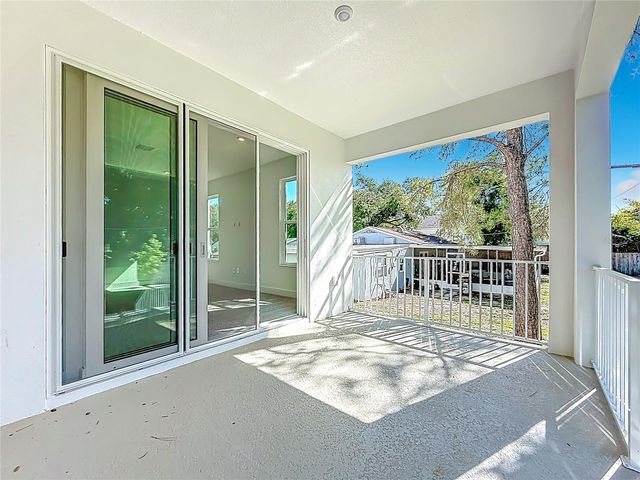 4732 W WALLCRAFT AVENUE, Tampa, FL 33611