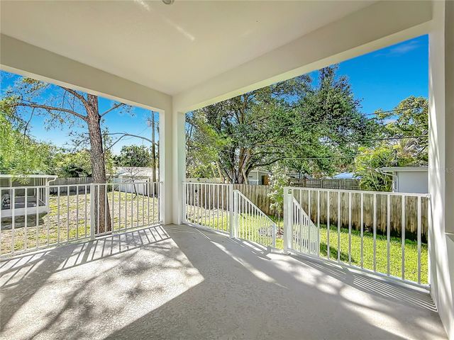 4732 W WALLCRAFT AVENUE, Tampa, FL 33611