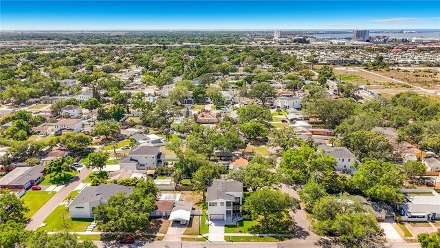 4732 W WALLCRAFT AVENUE, Tampa, FL 33611