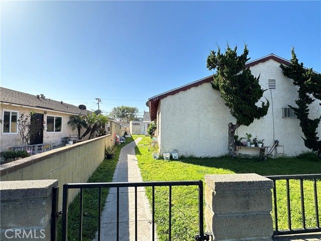 320 E 236th Street, Carson, CA 90745
