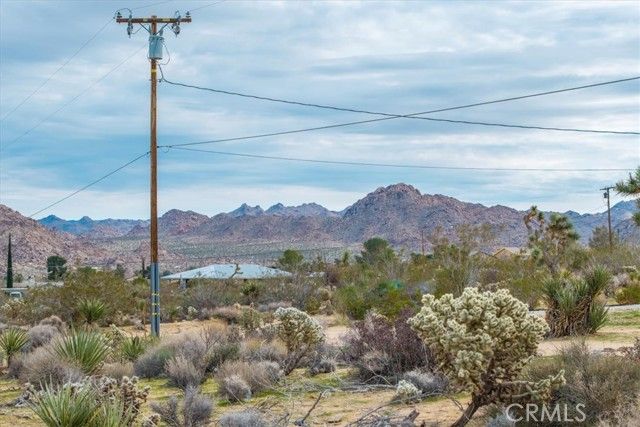 7032 Saddleback Road, Joshua Tree, CA 92252