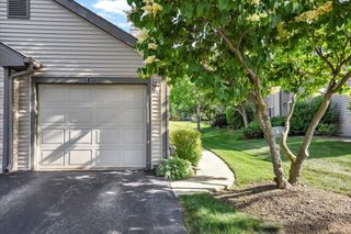 329 Grissom Court 329, Hoffman Estates, IL 60169