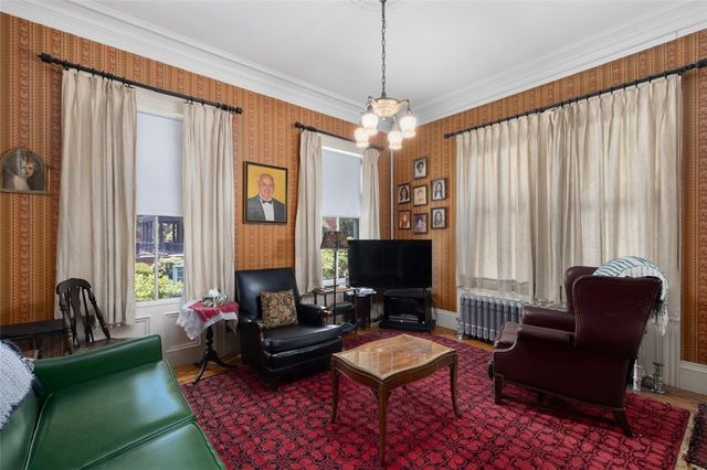 20 Bainbridge Avenue, Providence, RI 02909