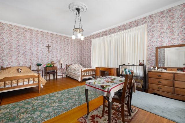 20 Bainbridge Avenue, Providence, RI 02909