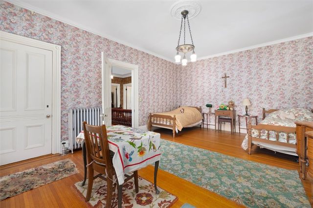 20 Bainbridge Avenue, Providence, RI 02909