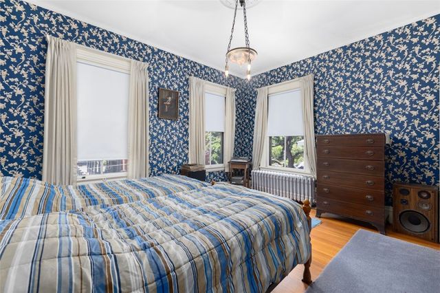20 Bainbridge Avenue, Providence, RI 02909
