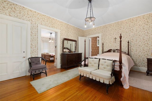 20 Bainbridge Avenue, Providence, RI 02909