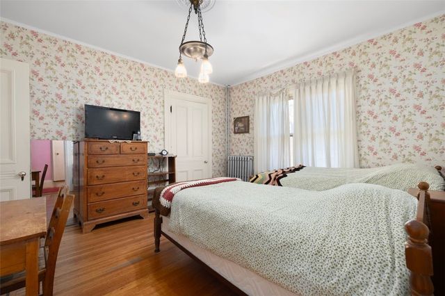 20 Bainbridge Avenue, Providence, RI 02909