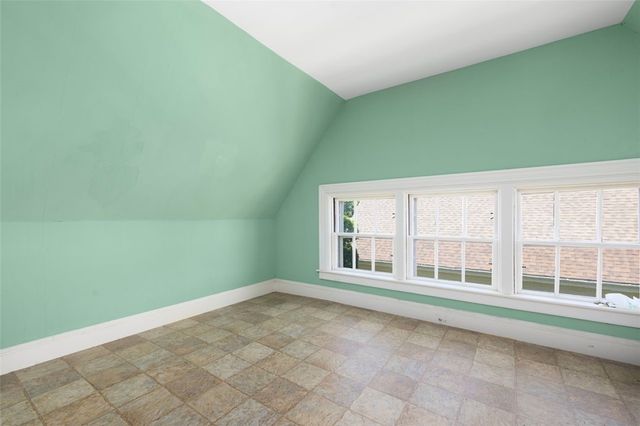 20 Bainbridge Avenue, Providence, RI 02909