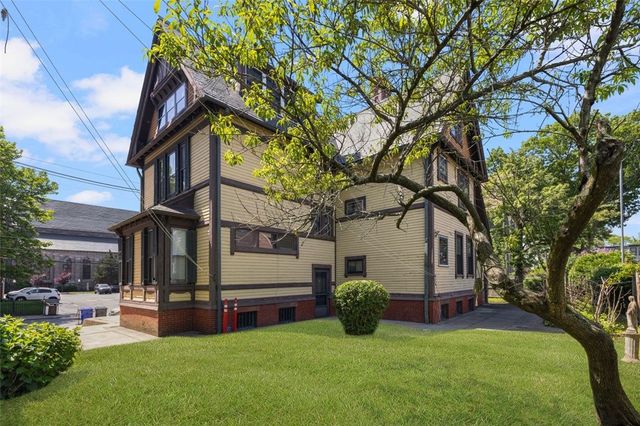 20 Bainbridge Avenue, Providence, RI 02909