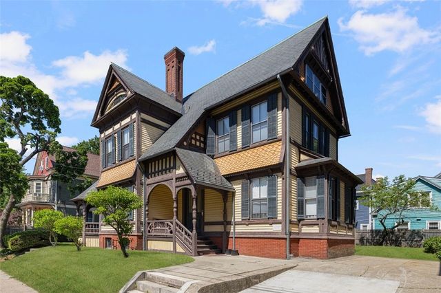 20 Bainbridge Avenue, Providence, RI 02909