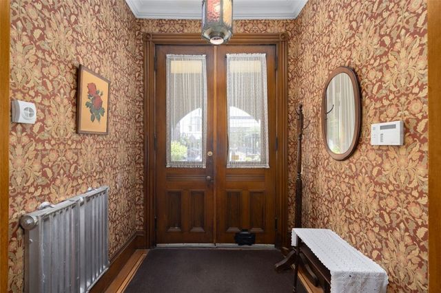 20 Bainbridge Avenue, Providence, RI 02909