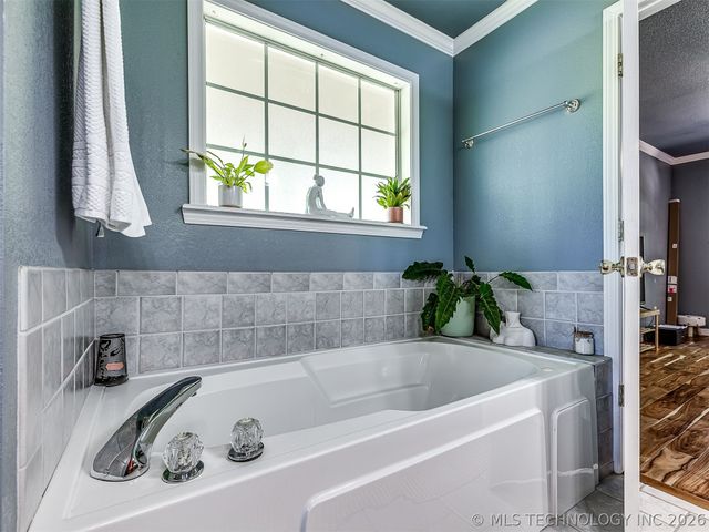 32851 Long Bay Road, Wagoner, OK 74467
