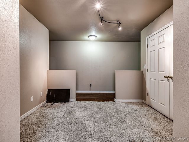 32851 Long Bay Road, Wagoner, OK 74467