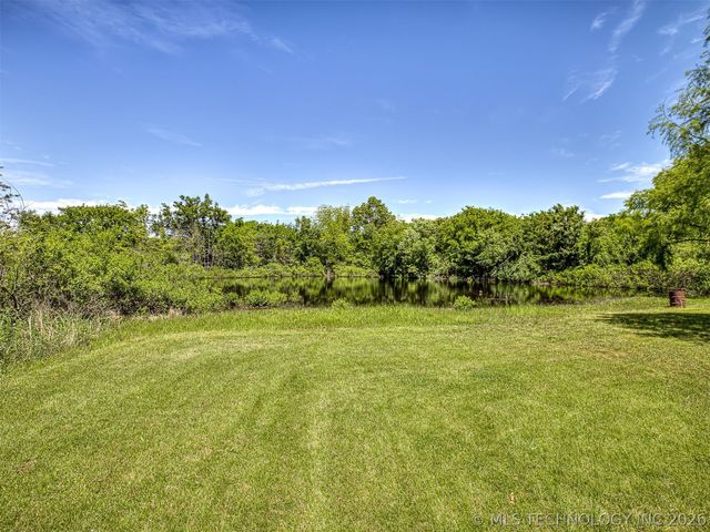 32851 Long Bay Road, Wagoner, OK 74467