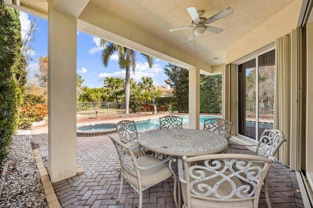 844 SW Pebble Lane, Palm City, FL 34990