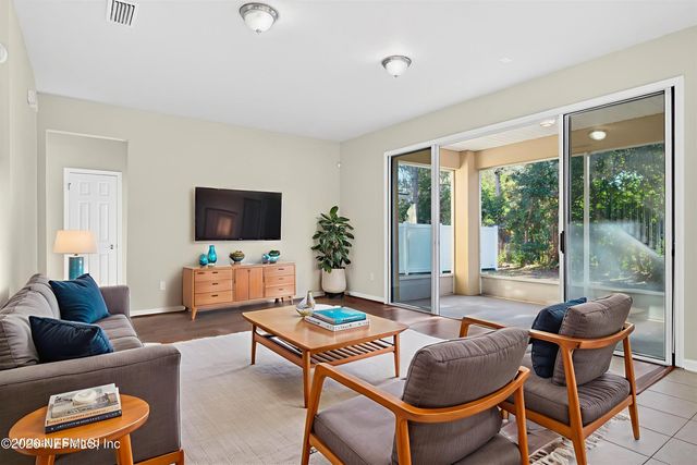 3902 HIGHGATE Court, Jacksonville, FL 32216