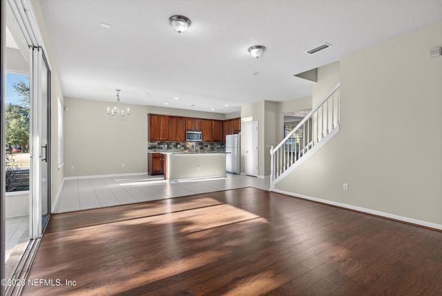 3902 HIGHGATE Court, Jacksonville, FL 32216