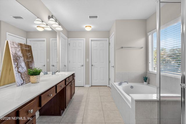 3902 HIGHGATE Court, Jacksonville, FL 32216