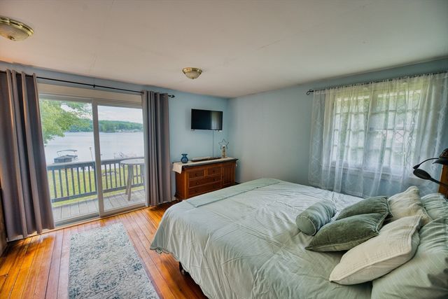 15 Lake View Dr, Spencer, MA 01562