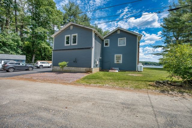 15 Lake View Dr, Spencer, MA 01562
