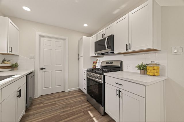 264 Parker Road, Houston, TX 77076