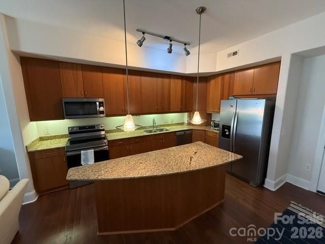 4620 Piedmont Row Drive W 402, Charlotte, NC 28210