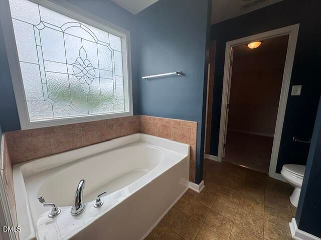 1204 Piper Court, Hope Mills, NC 28348