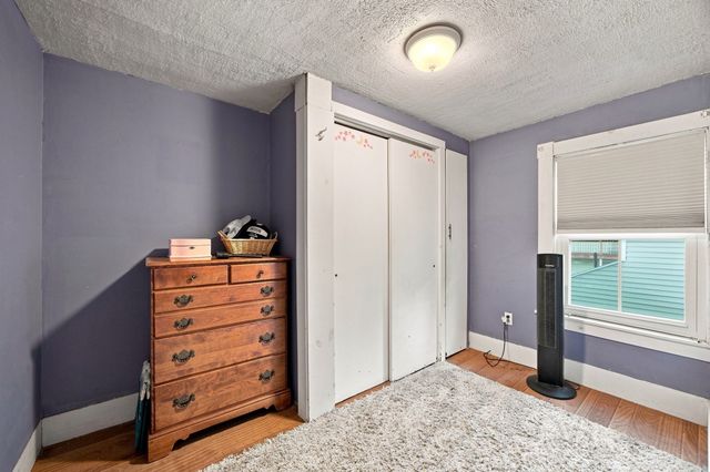 16 Otis St, Westfield, MA 01085