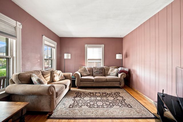 16 Otis St, Westfield, MA 01085