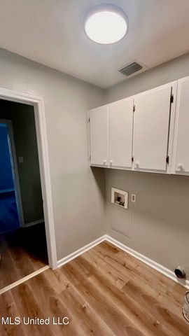 2304 Tucker Avenue, Pascagoula, MS 39567