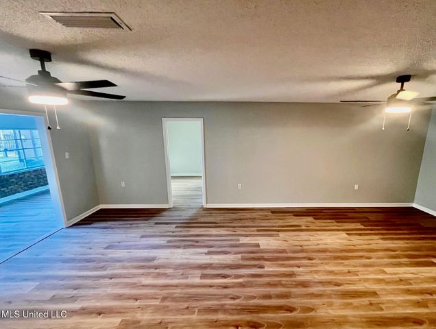 2304 Tucker Avenue, Pascagoula, MS 39567