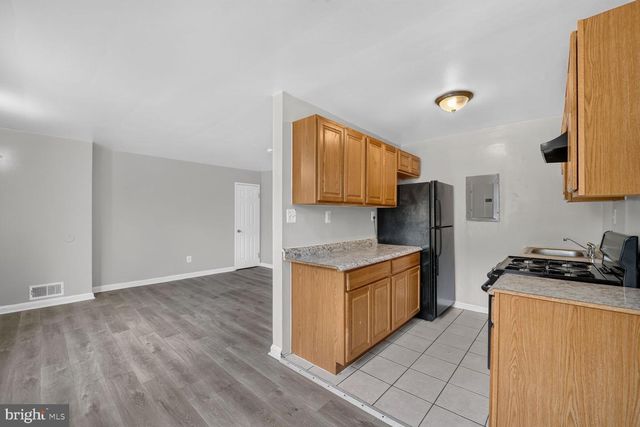 127 JOLIET ST SW, Washington, DC 20032