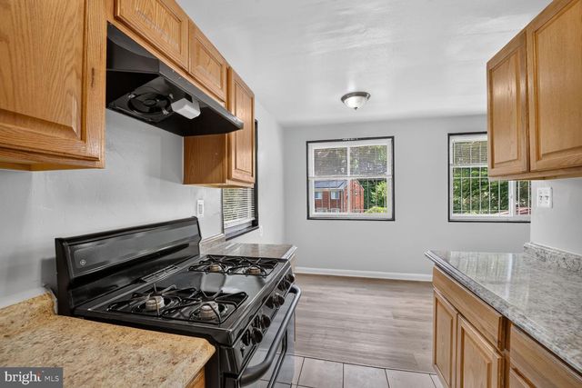 127 JOLIET ST SW, Washington, DC 20032