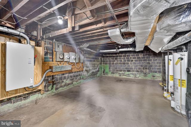 127 JOLIET ST SW, Washington, DC 20032