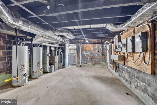 127 JOLIET ST SW, Washington, DC 20032
