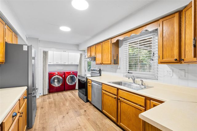 37951 COLEMAN AVENUE, Dade City, FL 33525