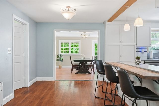 5 Stanford Dr, Westwood, MA 02090