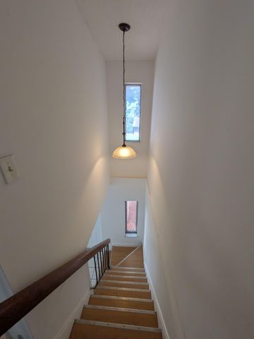 5702 NW 22nd Court 28-b, Lauderhill, FL 33313