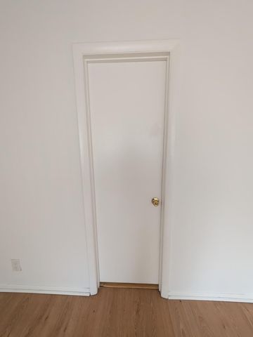 5702 NW 22nd Court 28-b, Lauderhill, FL 33313