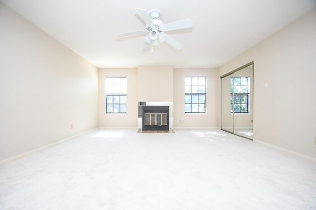 9800 Pagewood Lane 2108, Houston, TX 77042
