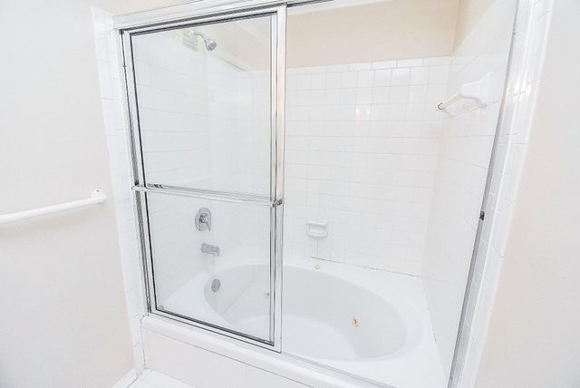 9800 Pagewood Lane 2108, Houston, TX 77042