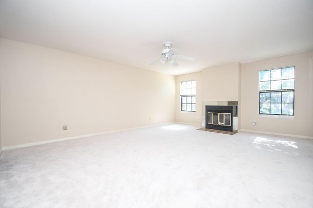 9800 Pagewood Lane 2108, Houston, TX 77042