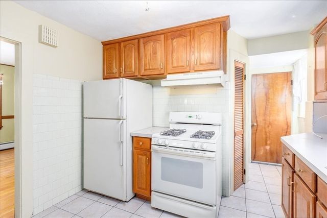 27 Stearns Ave, Medford, MA 02155
