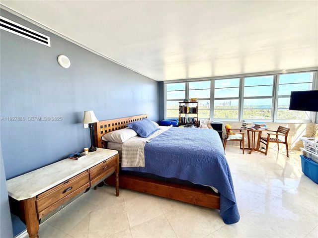 2150 Sans Souci Blvd B1501, North Miami, FL 33181