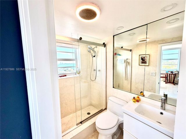 2150 Sans Souci Blvd B1501, North Miami, FL 33181