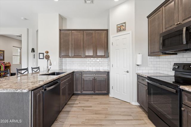 38323 N 25TH Avenue, Phoenix, AZ 85086