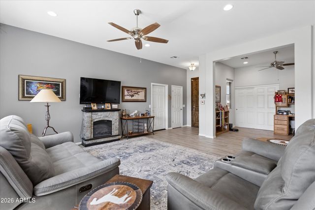 38323 N 25TH Avenue, Phoenix, AZ 85086